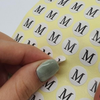 1 tờ (khoảng 58 tờ) Nhãn dán đánh dấu kích cỡ quần áo tròn M nhãn kích thước quần áo nhãn trắng con dấu thẻ kích thước phân loại