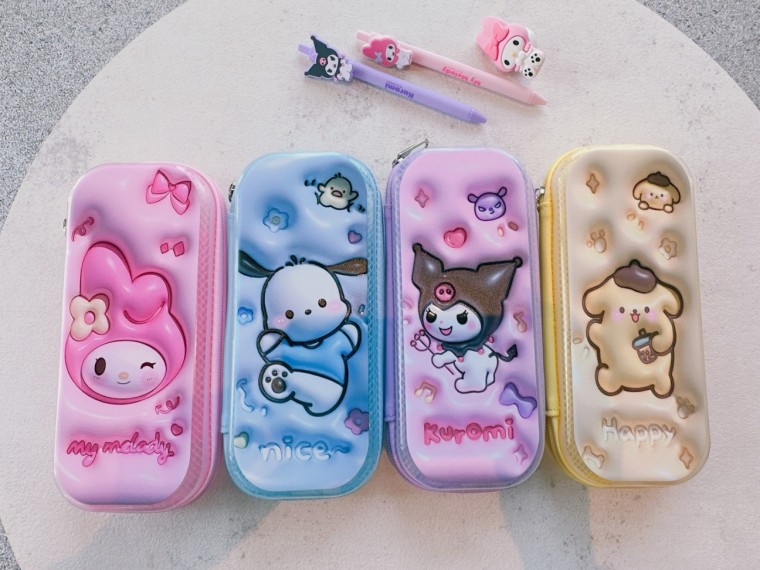 Hộp bút chì mềm Sanrio Squishy 3D