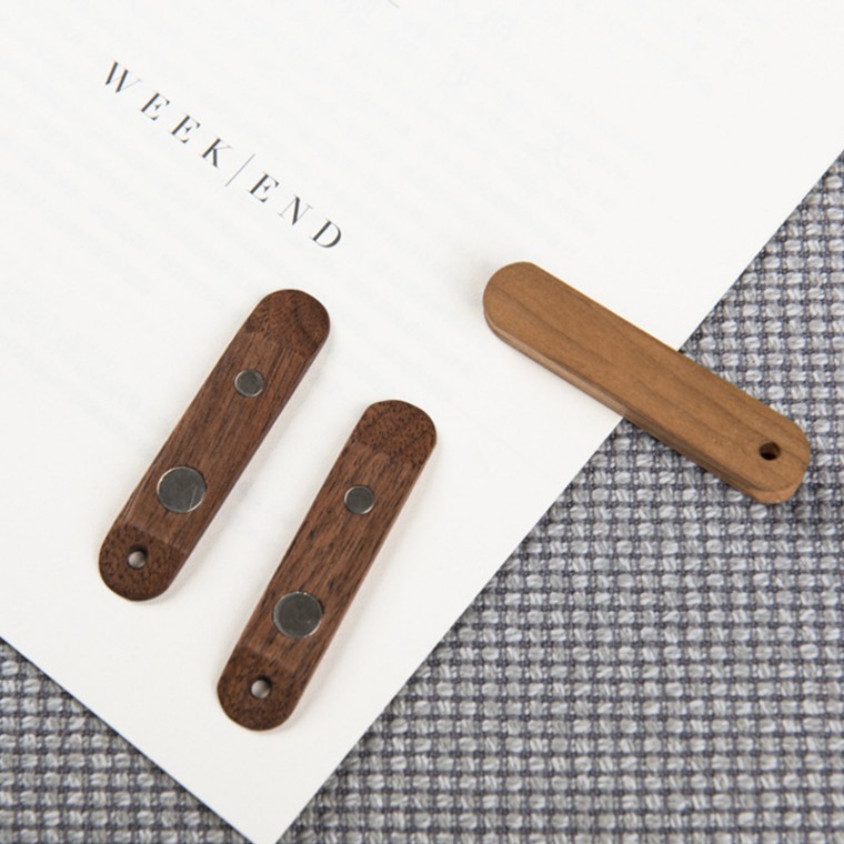 Kẹp sách đánh dấu từ tính bằng gỗ nguyên khối DD-10439