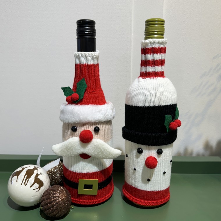 Lễ kỷ niệm nắp chai rượu vang Giáng sinh